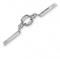 Rohrschelle 415 mm Länge (350 mm Lochung) zur Schilderbefestigung Rohrschelle 415 mm Länge (350 mm Lochung) zur Schilderbefestigung